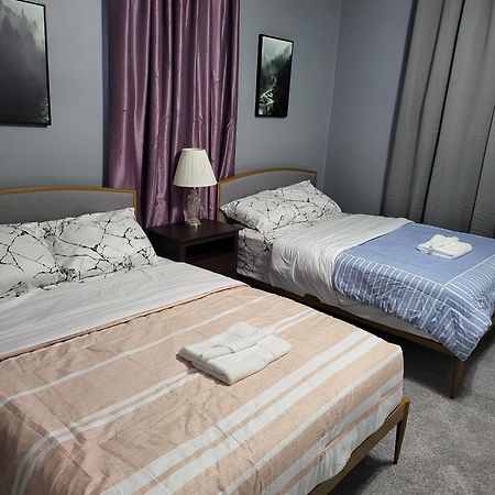 Guest Room With Two Double Beds In Columbus Oh, Airport Location المظهر الخارجي الصورة